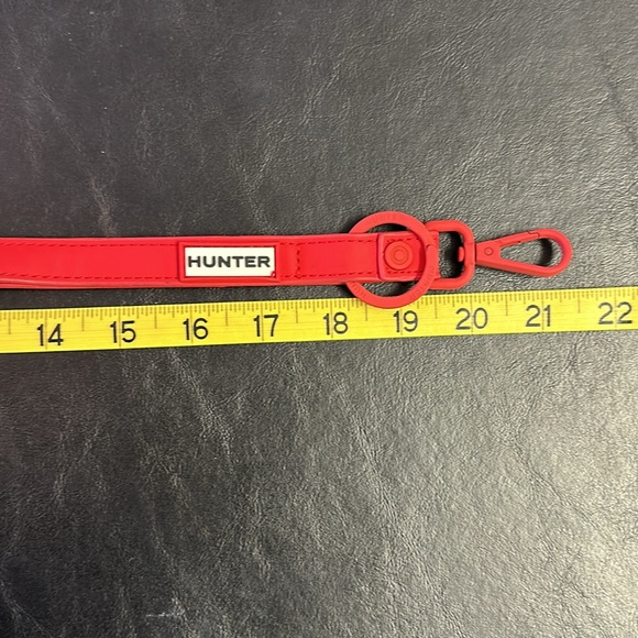 Hunter x Target Red Lanyard - Picture 2 of 2
